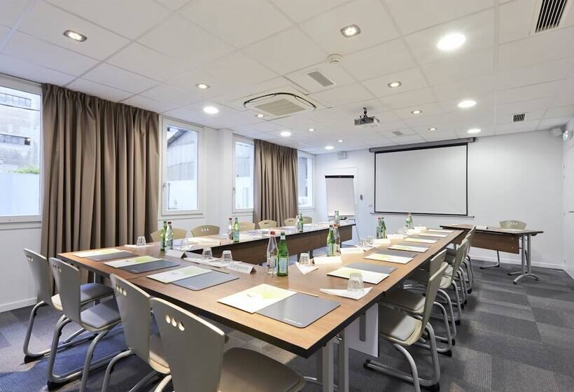 فندق Campanile Nancy Centre Gare