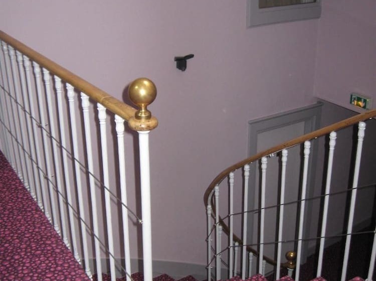 ホテル Hôtel Du Cheval De Bronze