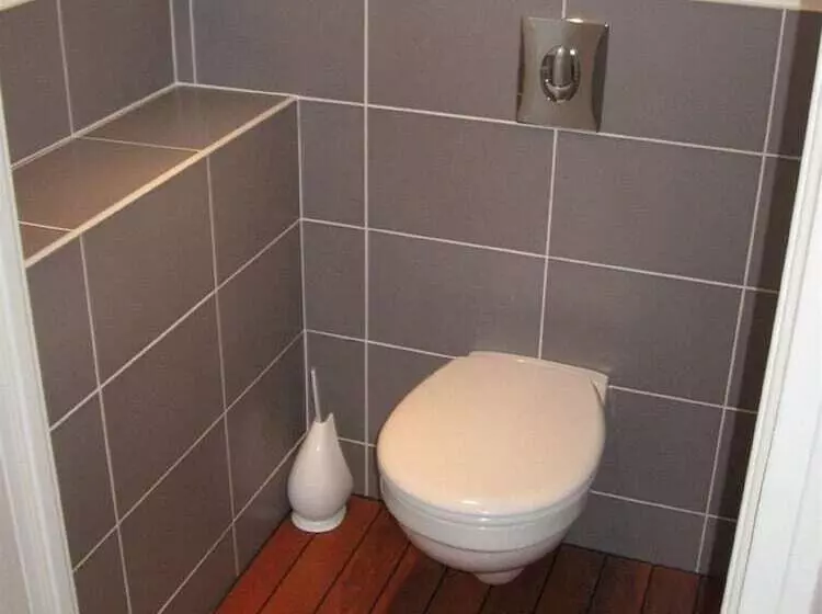 هتل Hôtel Du Cheval De Bronze