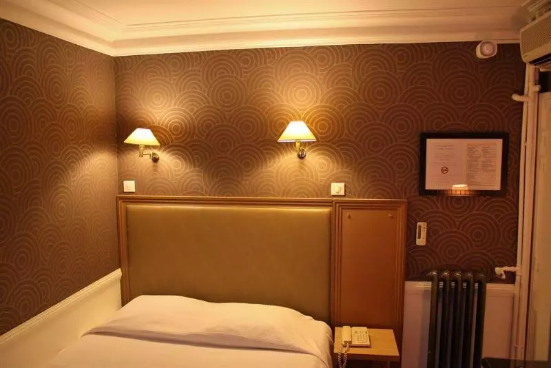 ホテル Hôtel Le Cercle Tour Eiffel