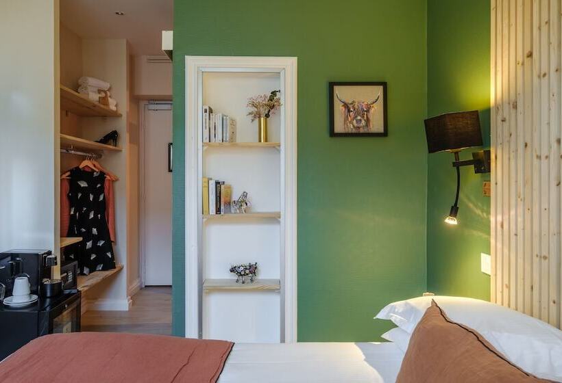 ホテル Hôtel Madame