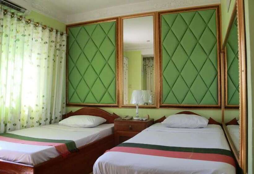 Отель Sky Park Guesthouse