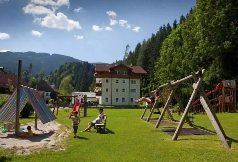 Sporthotel Dachstein West
