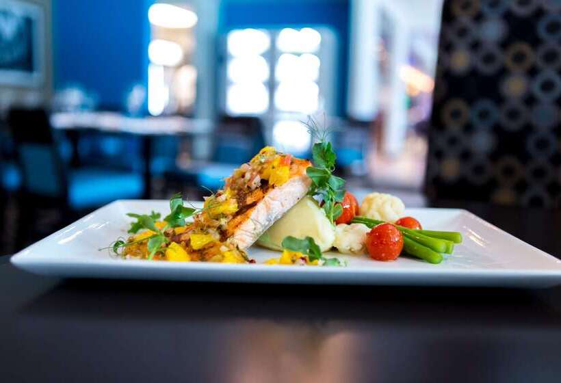 The Grand Winnipeg Airport Hotel By Lakeview