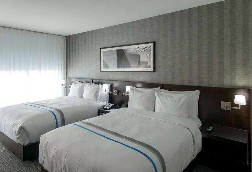 The Grand Winnipeg Airport Hotel By Lakeview