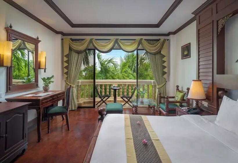 Отель The Privilege Floor By Borei Angkor