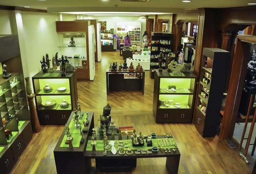 Отель The Privilege Floor By Borei Angkor