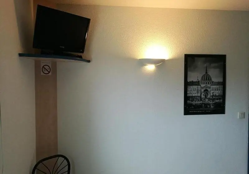 Le 2 By Hotel Akena Nantes Beaujoire, Porte De Sainte Luce