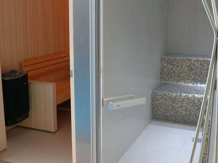 Les Criquets Hôtel & Spa