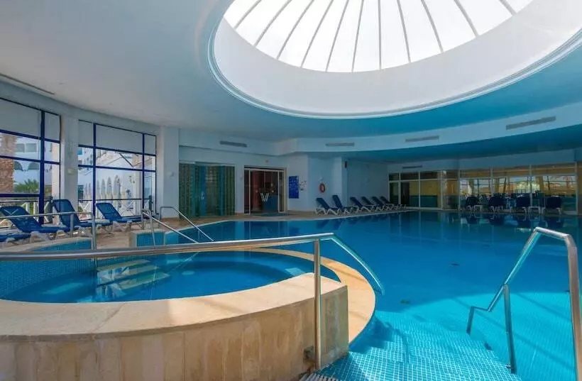Regency Hotel & Spa