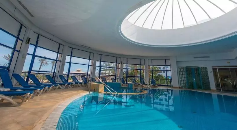 Regency Hotel & Spa