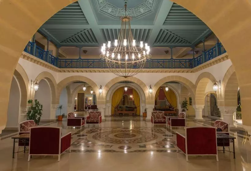 Regency Hotel & Spa