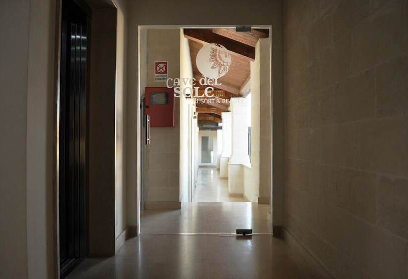 אתר נופש Cave Del Sole