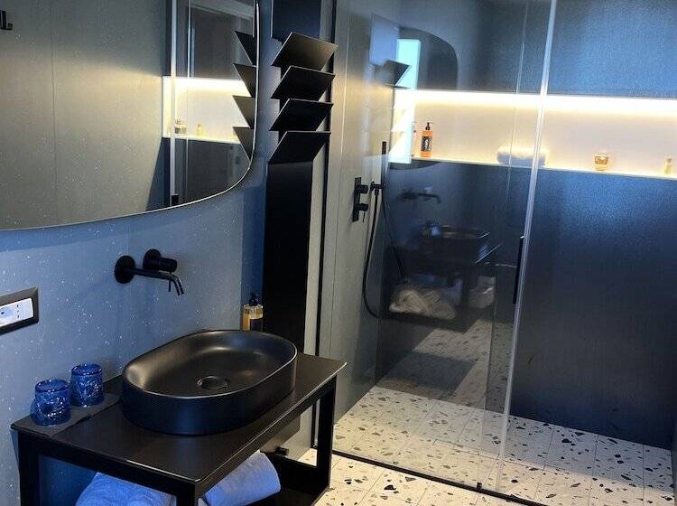 אתר נופש Cave Del Sole