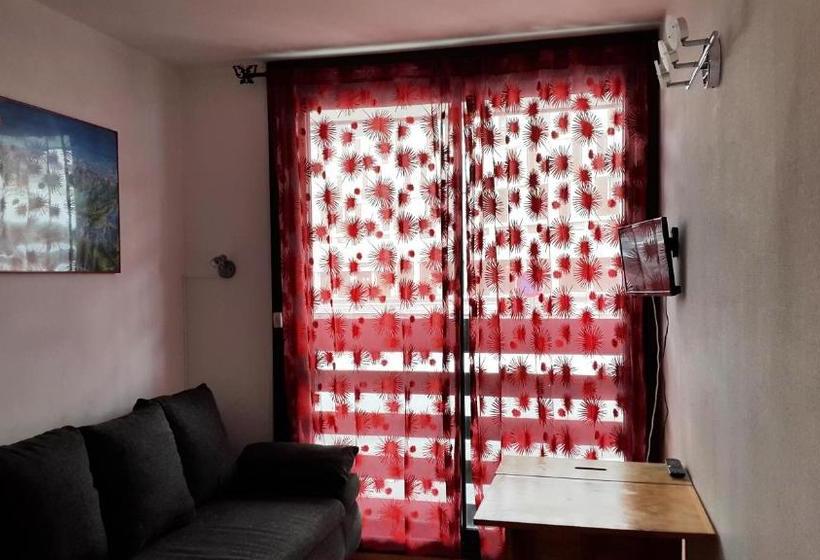 Lagrange Vacances Les Chalets De L Adet