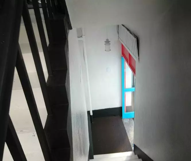 הוסטל H2o Guesthouse