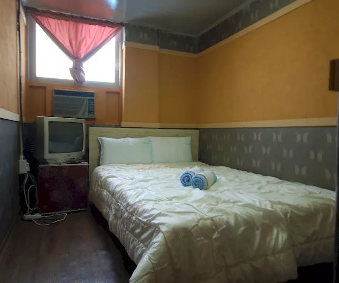 הוסטל H2o Guesthouse