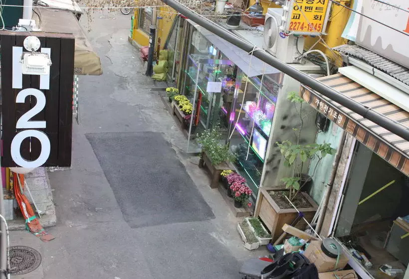 הוסטל H2o Guesthouse