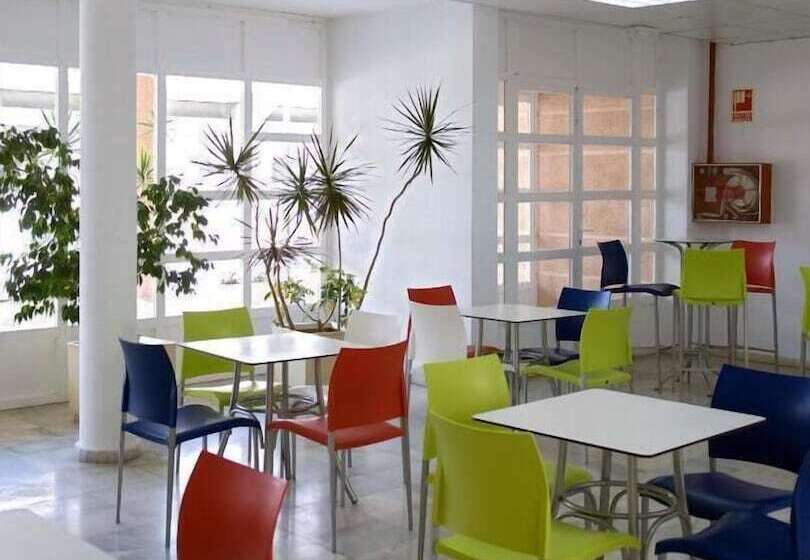 Albergue Inturjoven Almeria