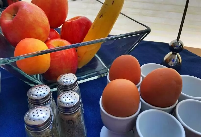 Bed and Breakfast Benchmark Inn