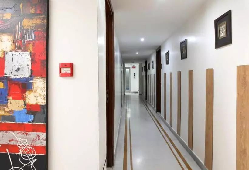 هتل Ahuja Residency, Sunder Nagar