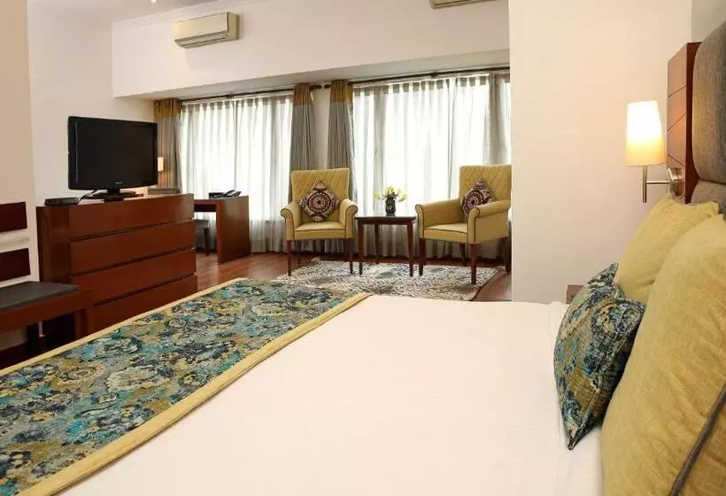 هتل Ahuja Residency, Sunder Nagar