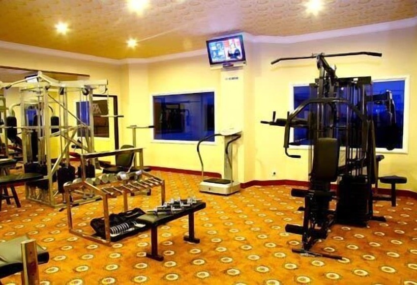 호텔 Grand Tiga Mustika