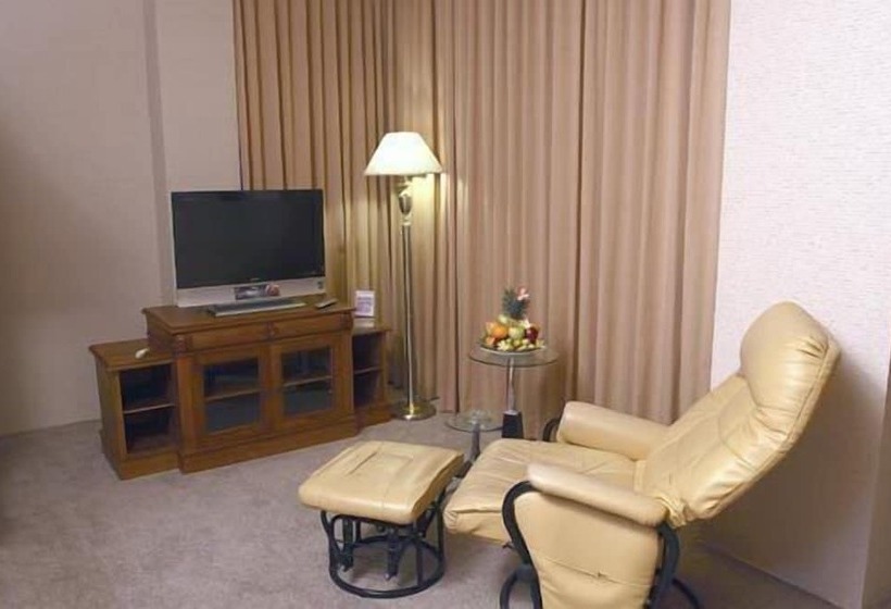 호텔 Grand Tiga Mustika