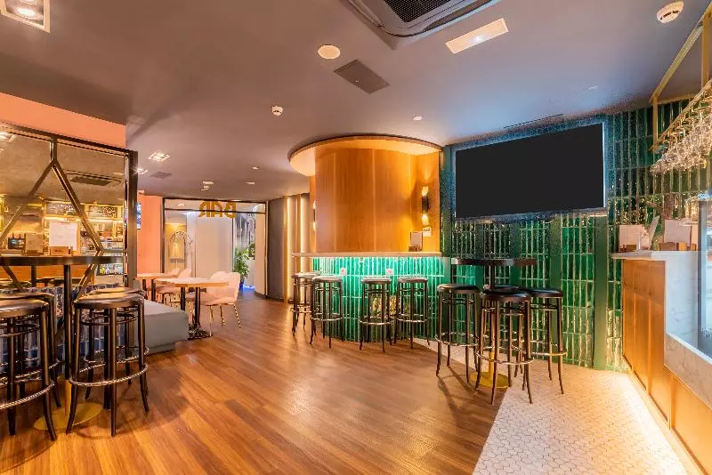 Отель Indigo Madrid Gran Via, An Ihg