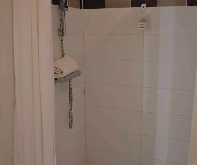 Hotel Mas De Sylvéréal