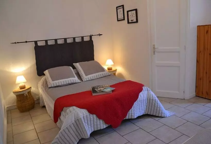 Hotel Mas De Sylvéréal