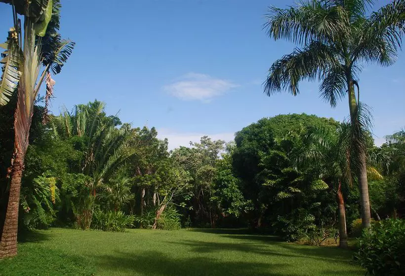 هتل Mayoka Lodge