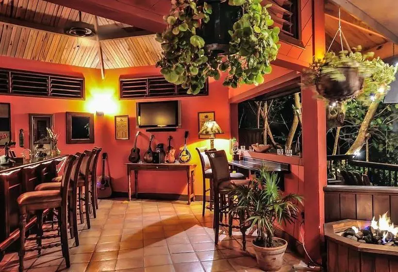 هتل Mayoka Lodge