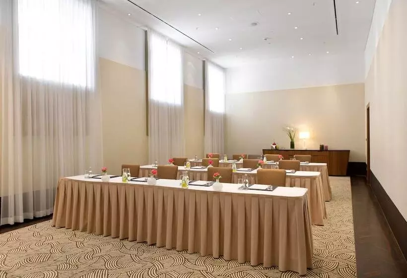 酒店 The Ritzcarlton, Vienna