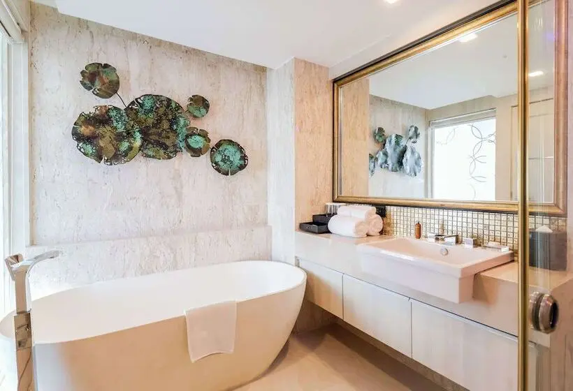 Hotelli The Sanctuary Resort Pattaya, Bw Signature Collection