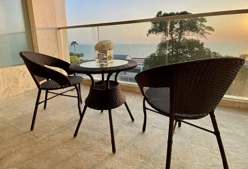 Hotelli The Sanctuary Resort Pattaya, Bw Signature Collection