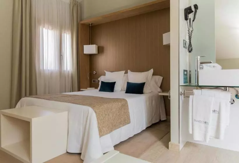 هتل Tinas De Pechon