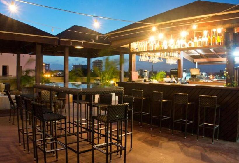 בית מלון כפרי Tropical Enclave