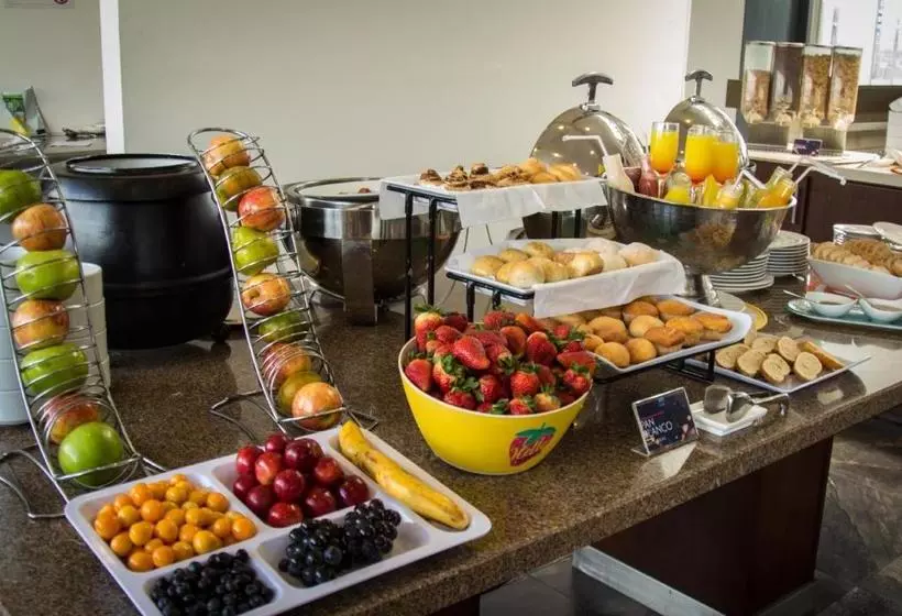 酒店 Tryp By Wyndham Bogotá Usaquén