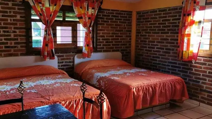 ホテル Cabañas El Muñeco