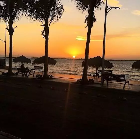 ホテル Hacienda De Nomadas Hostel