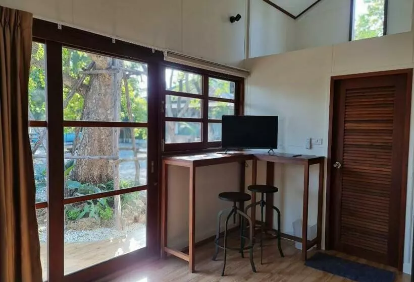 ペンション Little For Rest Nakornnayok