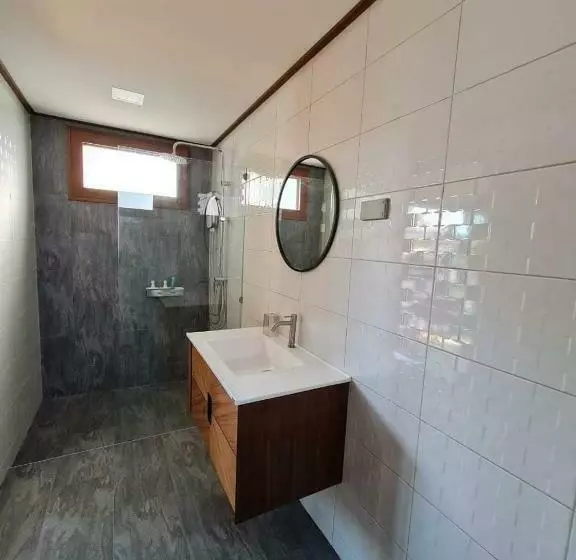 ペンション Little For Rest Nakornnayok