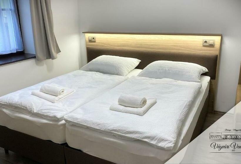 بنسيون Végvári Vendégház