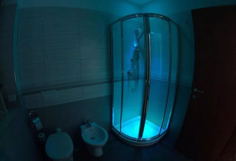 ベッドアンドブレックファースト The Night Guest House