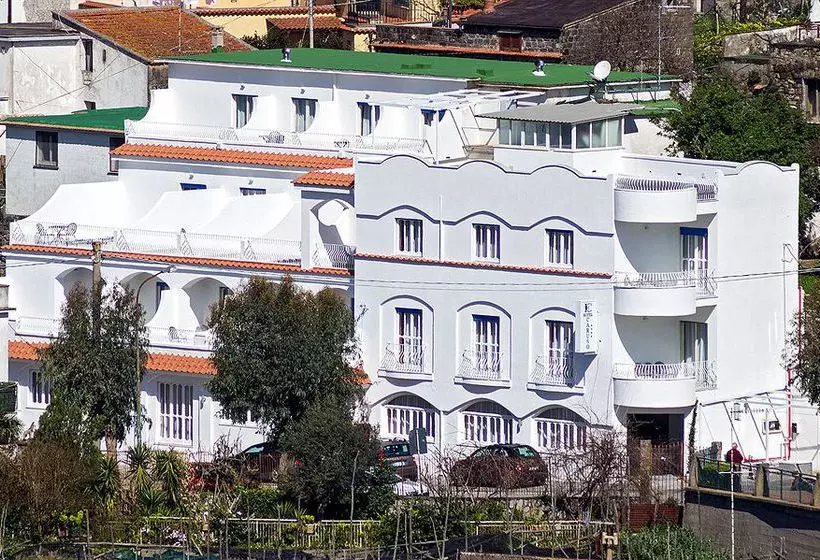 Отель Caruso