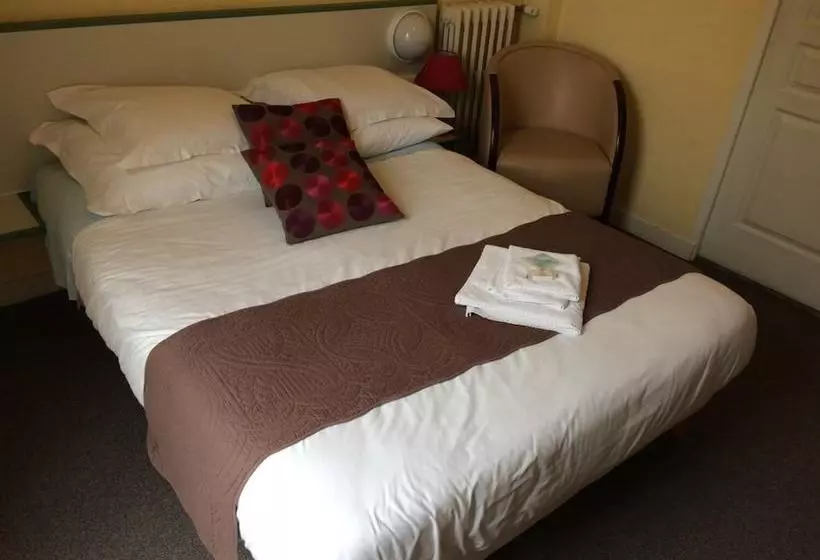 Отель Hôtel Le Danicheff