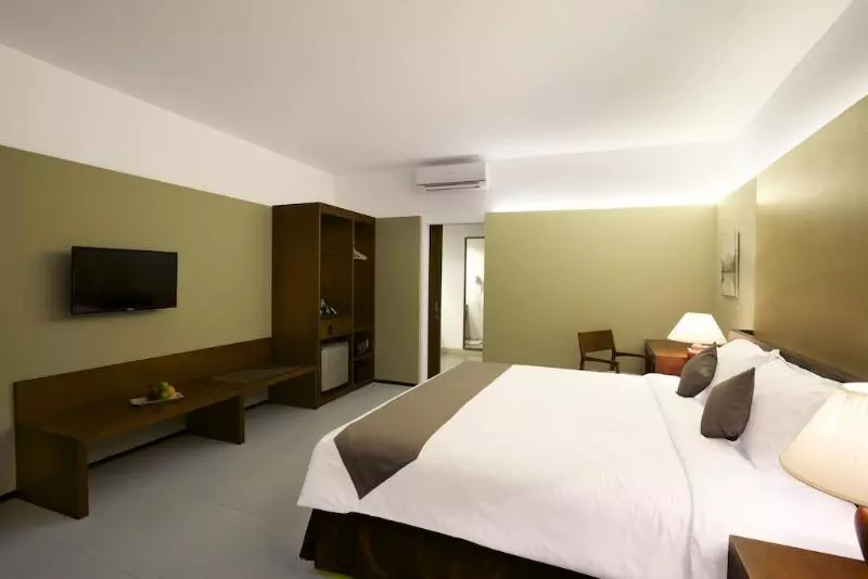 酒店 Neo+ Green Savana Sentul City