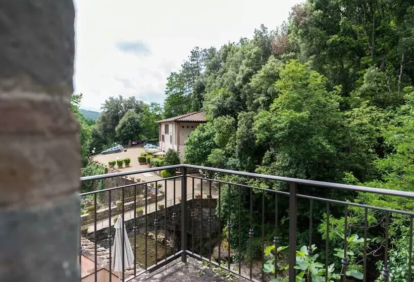 هتل La Ferriera Exclusive Resort Pool & Waterfall