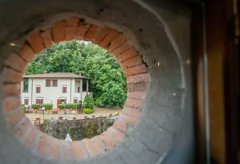 هتل La Ferriera Exclusive Resort Pool & Waterfall